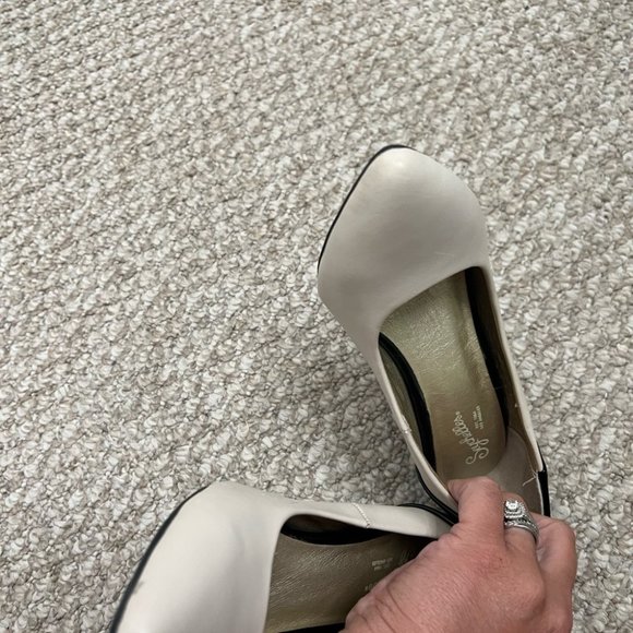 Seychelles white black pumps heels size 6 - Picture 9 of 9